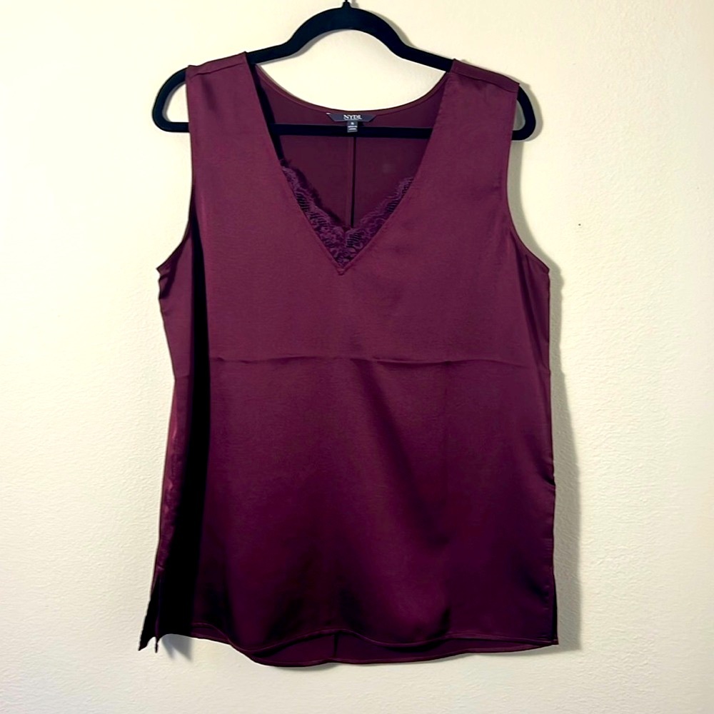 NYDJ V-Neck Satin Lace Trim Tank Top Size Small